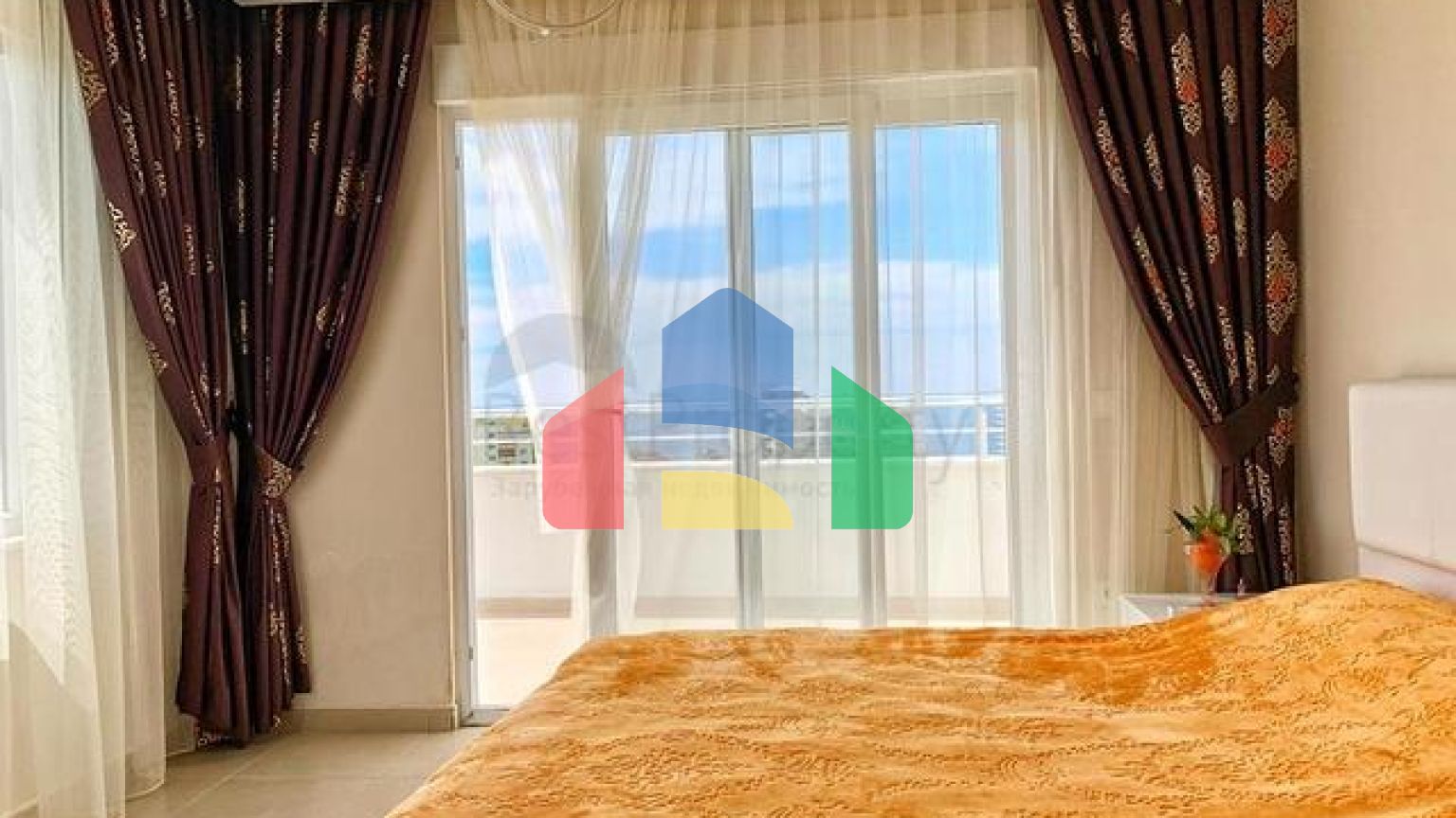 Видовой пентхаус от собственника планировкой 2+1 в районе Махмутлар