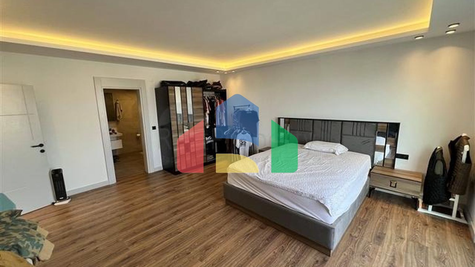 Пентхаус 4+1 в Махмутларе