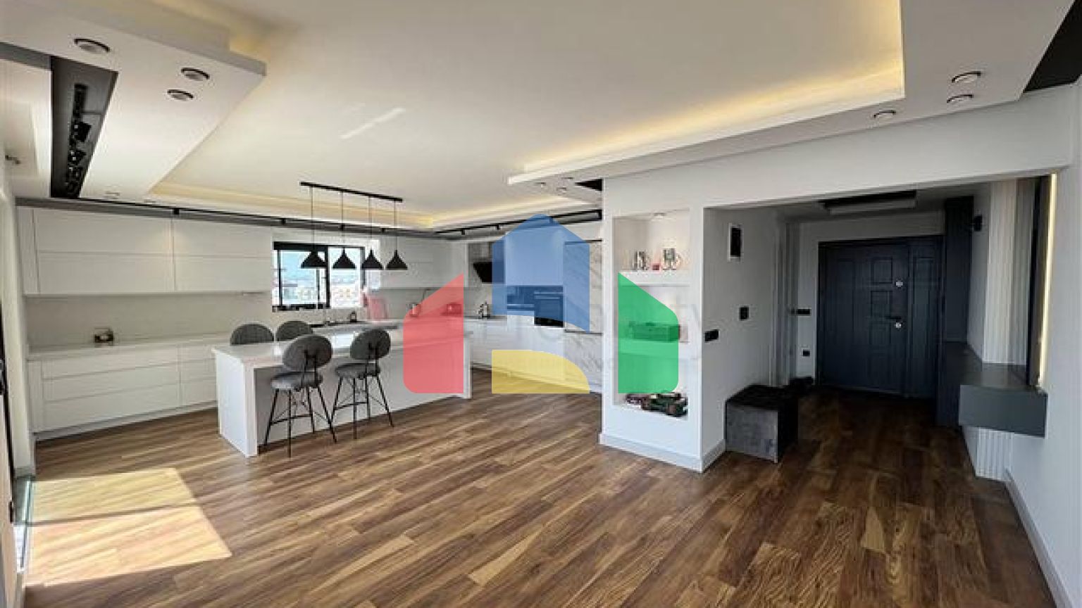 Пентхаус 4+1 в Махмутларе