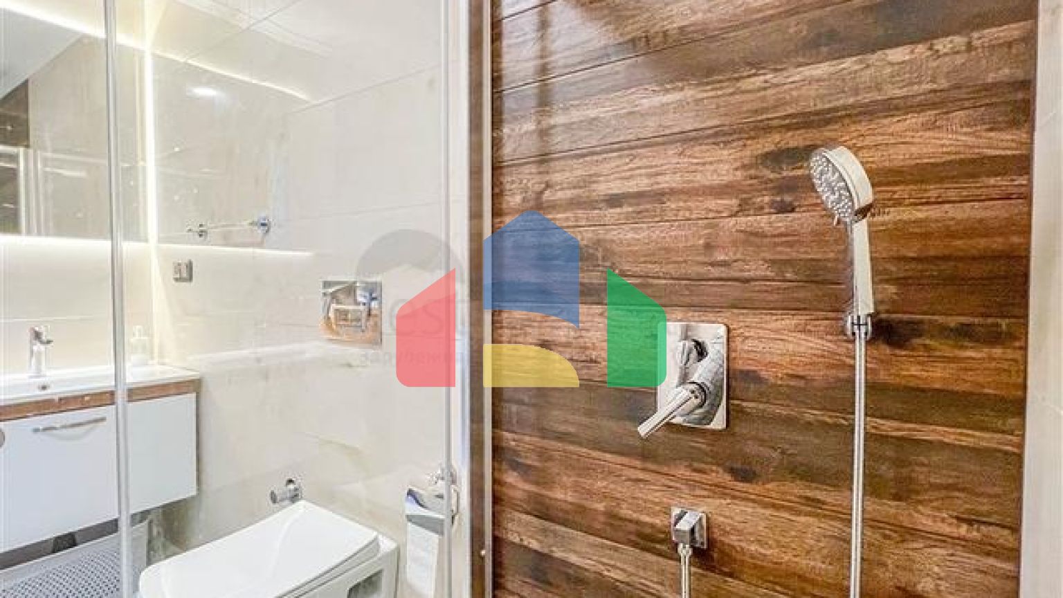 Трикімнатна мебльована квартира в районі Махмутлар