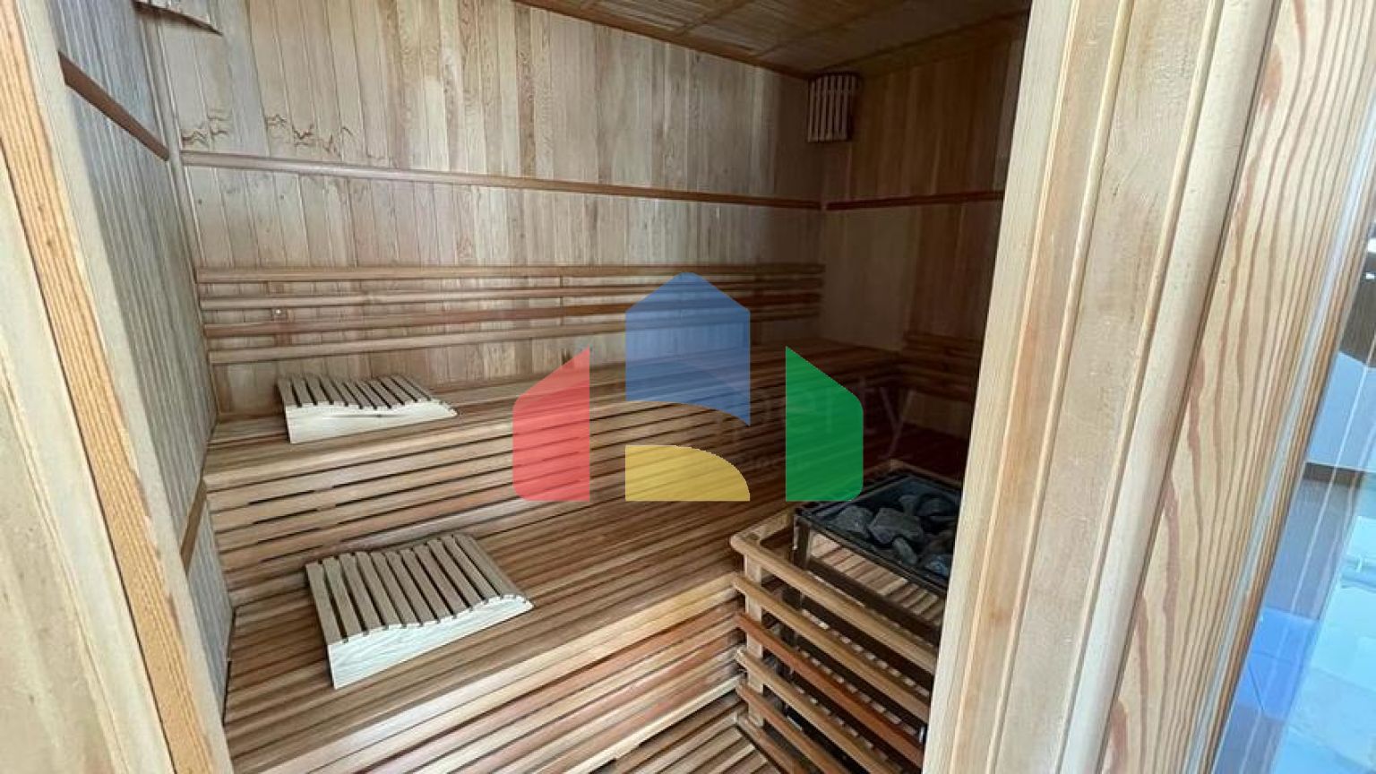 Просторий пентхаус в районі Махмутлар