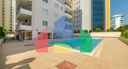 Просторі апартаменти 3 + 1 в Махмутларі