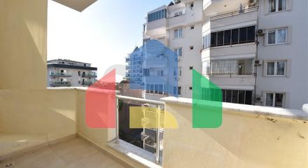 Spacious 2+1 apartment in Mahmutlar district