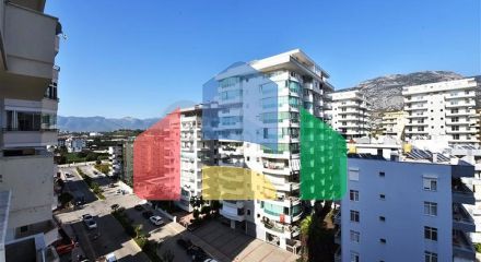 Spacious 2+1 apartment in Mahmutlar district