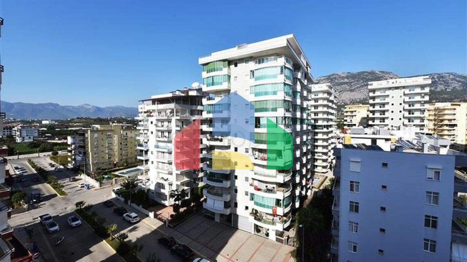 Просторная квартира 2+1 в районе Махмутлар