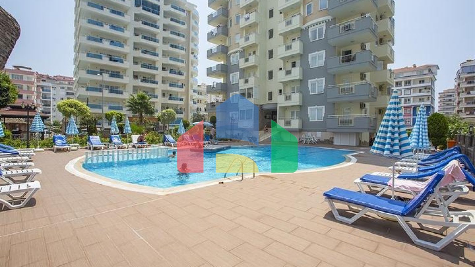 Просторная квартира 2+1 в районе Махмутлар