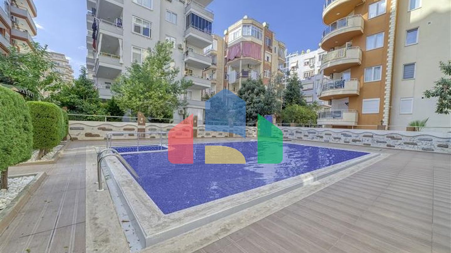 Квартира 3+1 в районе Махмутлар