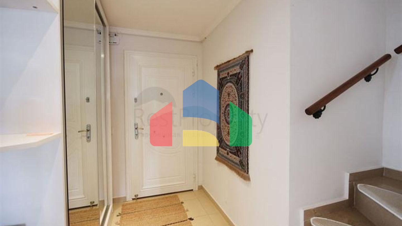 Просторий пентхаус в Махмутларі