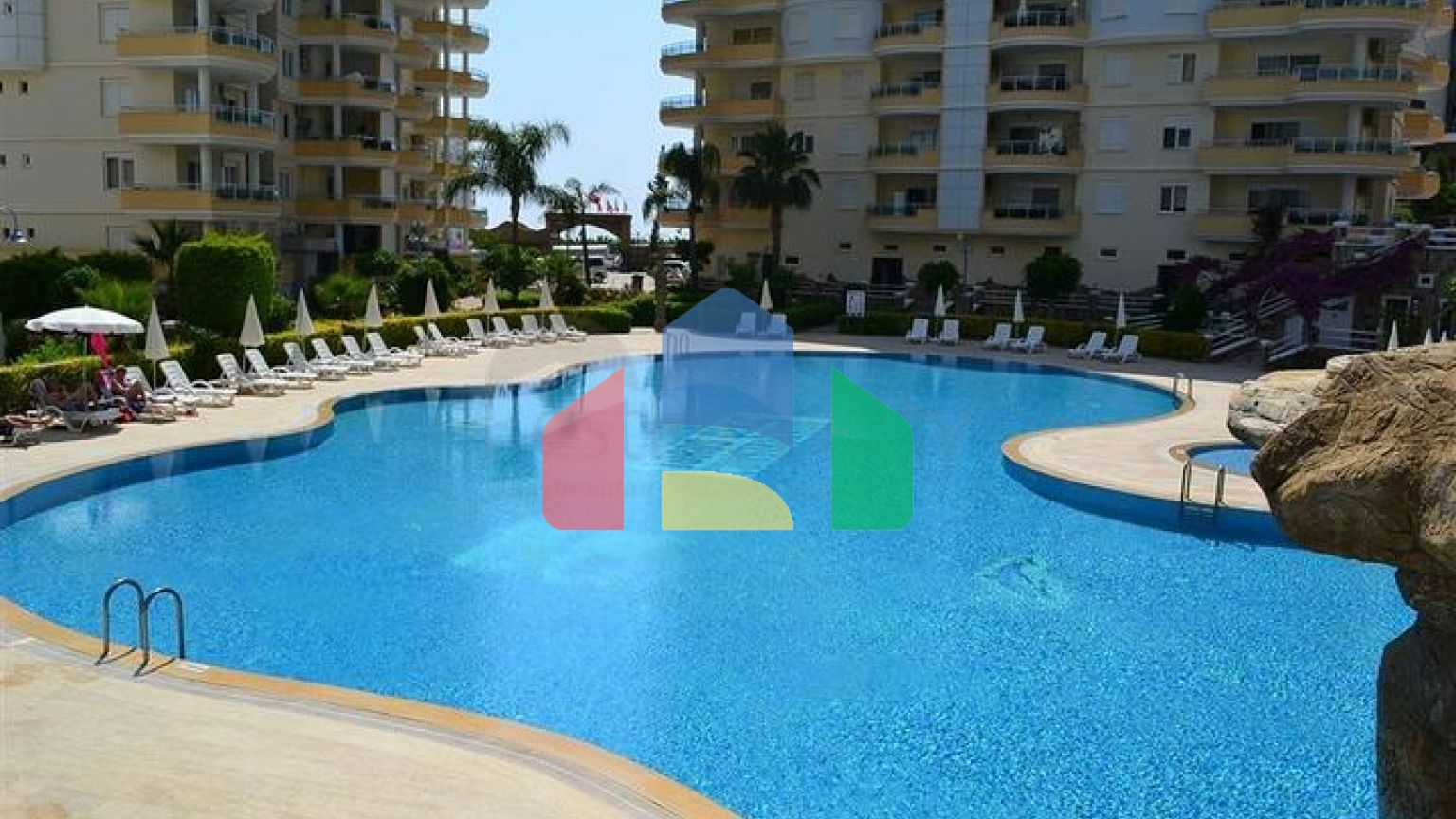 Дуплекс для большой семьи в Махмутларе