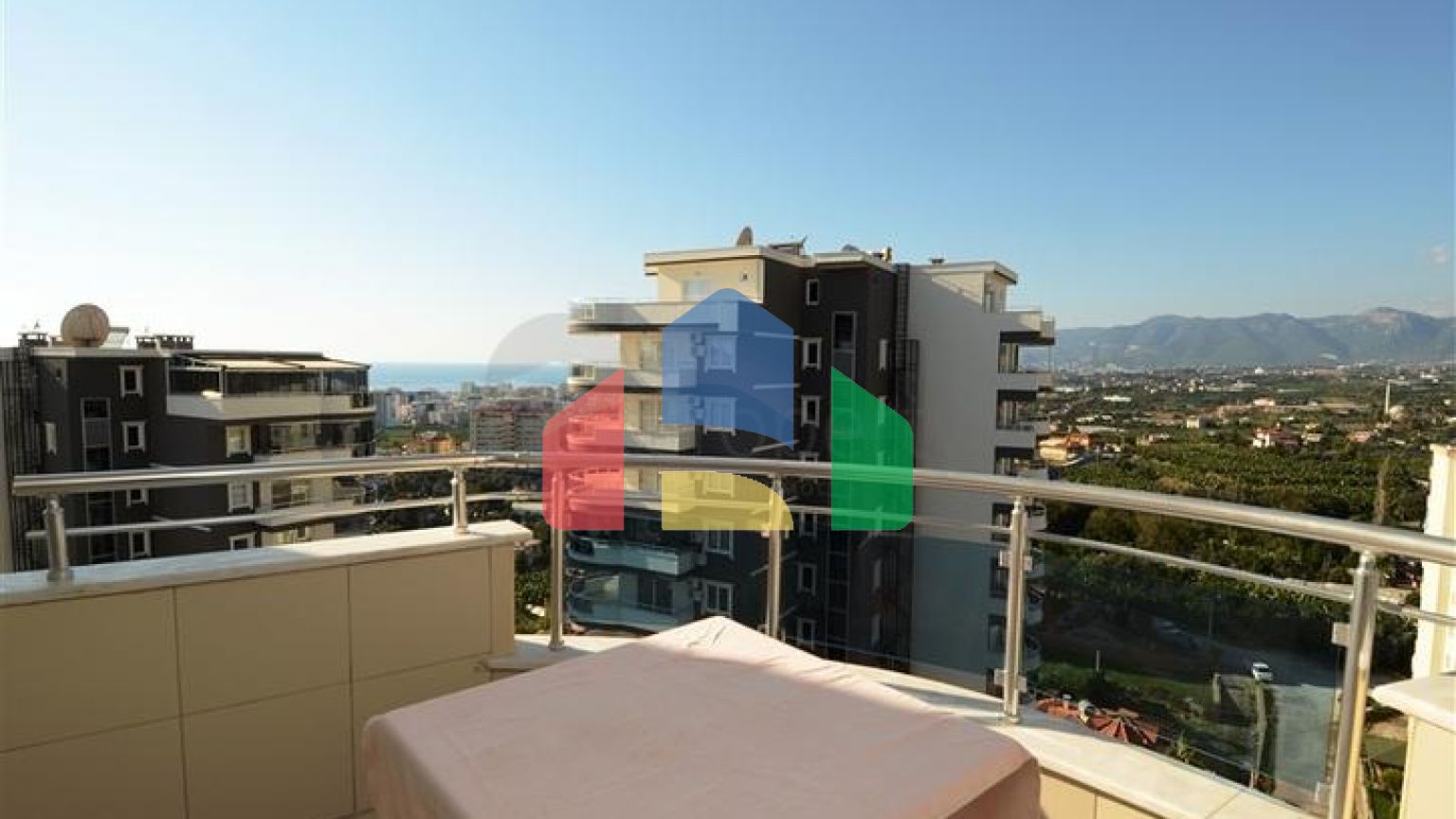 Дуплекс для большой семьи в Махмутларе