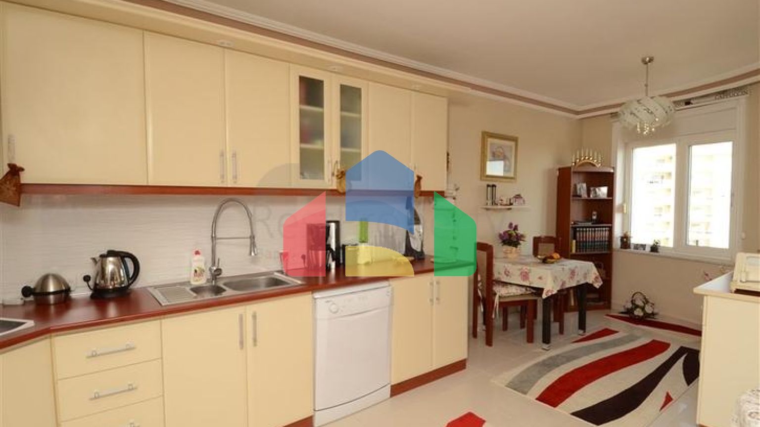 Дуплекс для большой семьи в Махмутларе