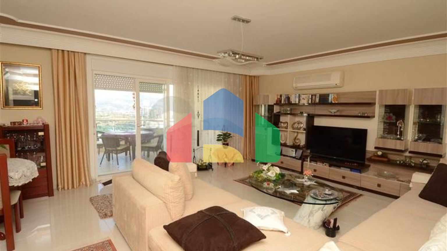 Дуплекс для большой семьи в Махмутларе