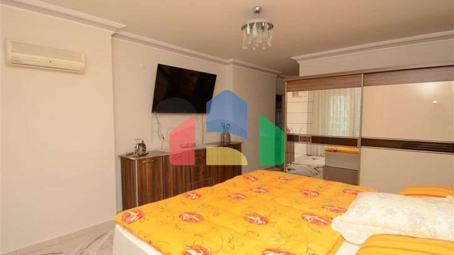 Дуплекс для большой семьи в Махмутларе