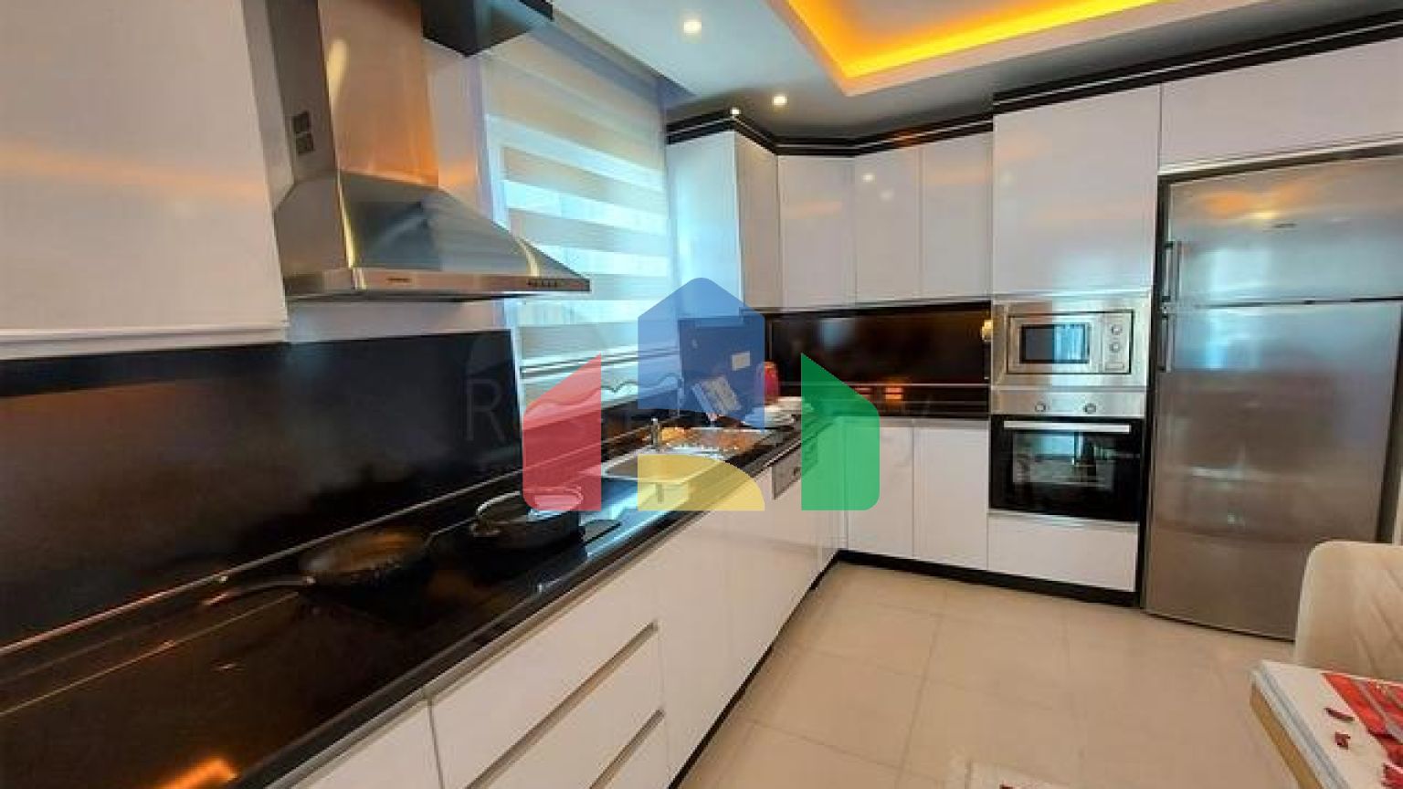 Просторная квартира 2+1 в 500 метрах от моря