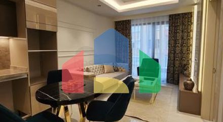 Двухкомнатная квартира в комплексе на первой линии в Махмутларе