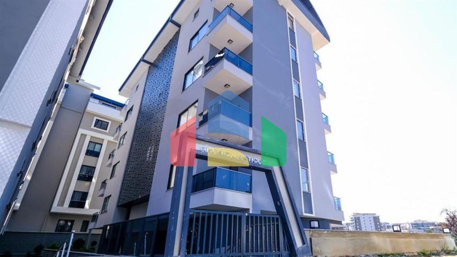 Квартира 1+1 в районе Махмутлар