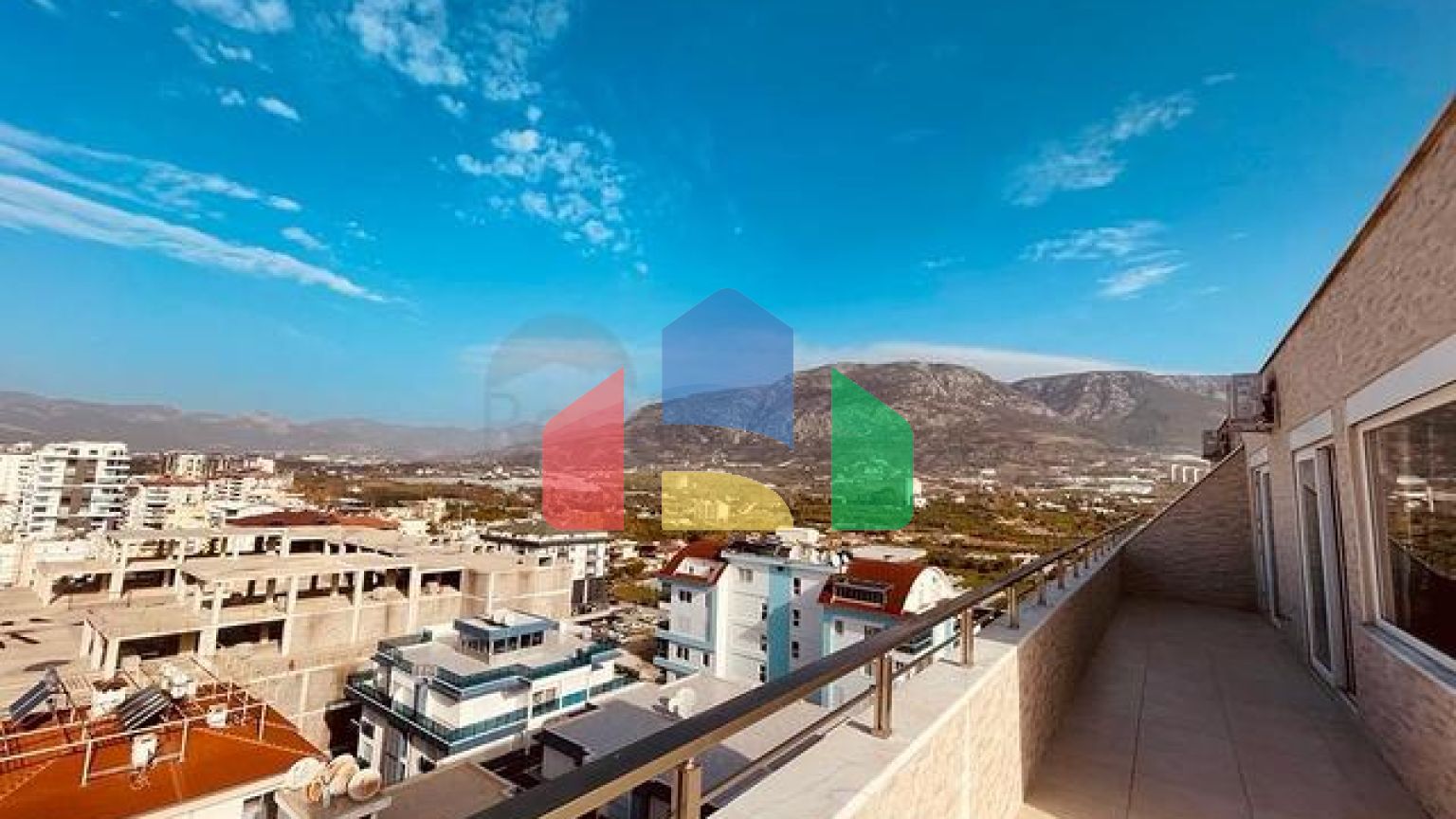 Пентхаус с невероятным панорамным видом