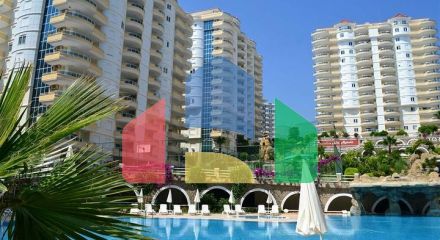 Spacious 3+1 apartment in Mahmutlar