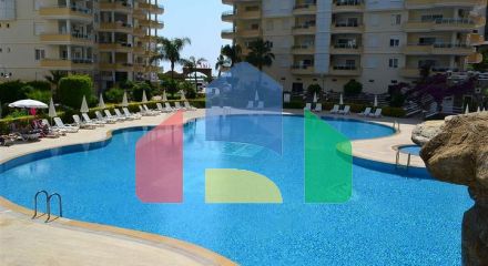Spacious 3+1 apartment in Mahmutlar