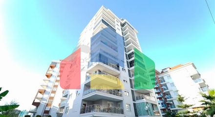 Простора квартира 2 + 1 в районі Махмутлар