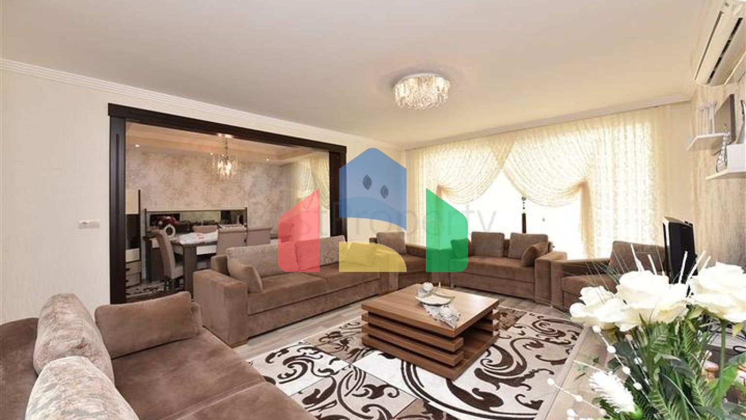 Просторная квартира в районе Махмутлар