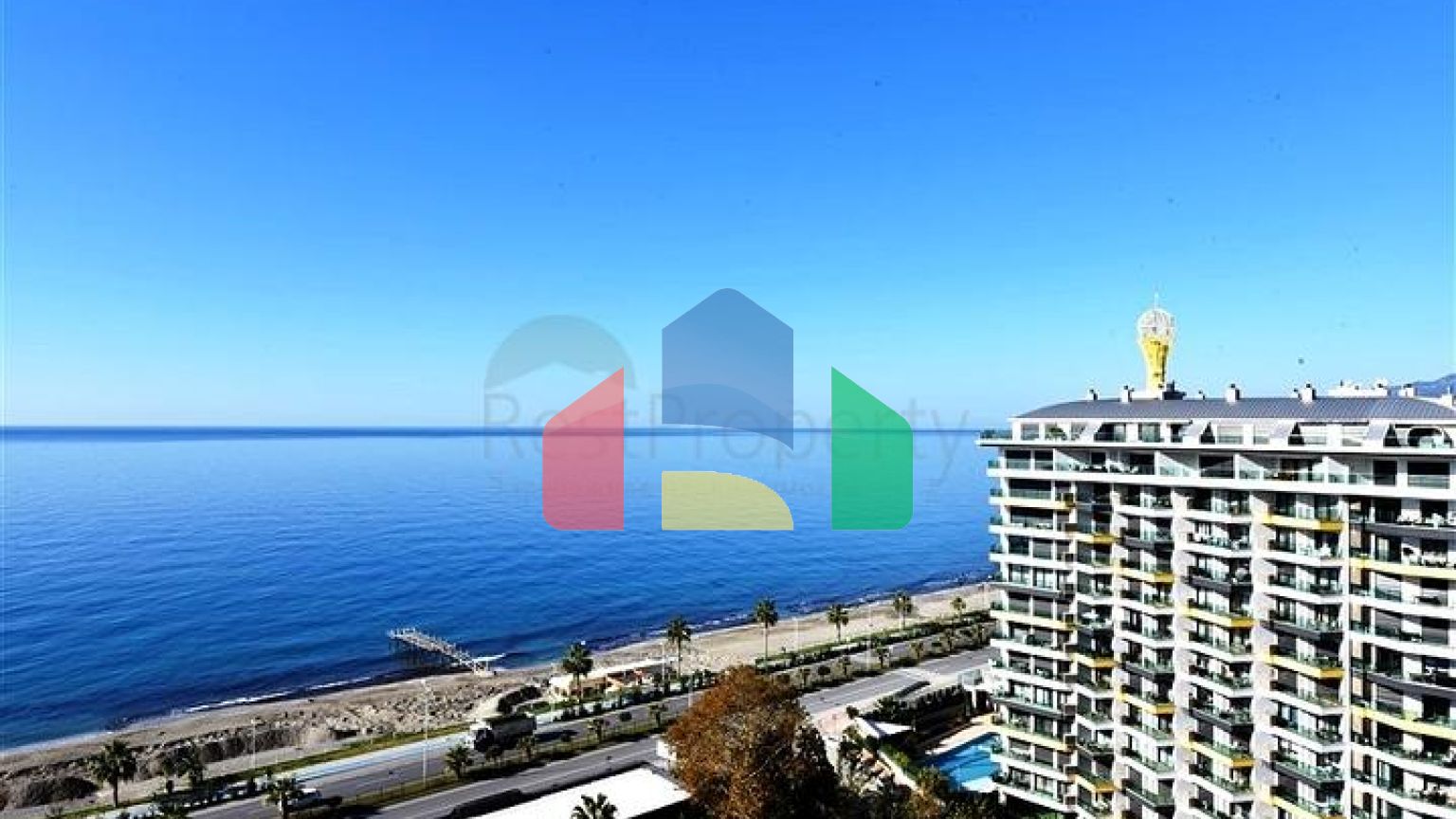 Огромная видовая квартира 3+1 на первой береговой линии