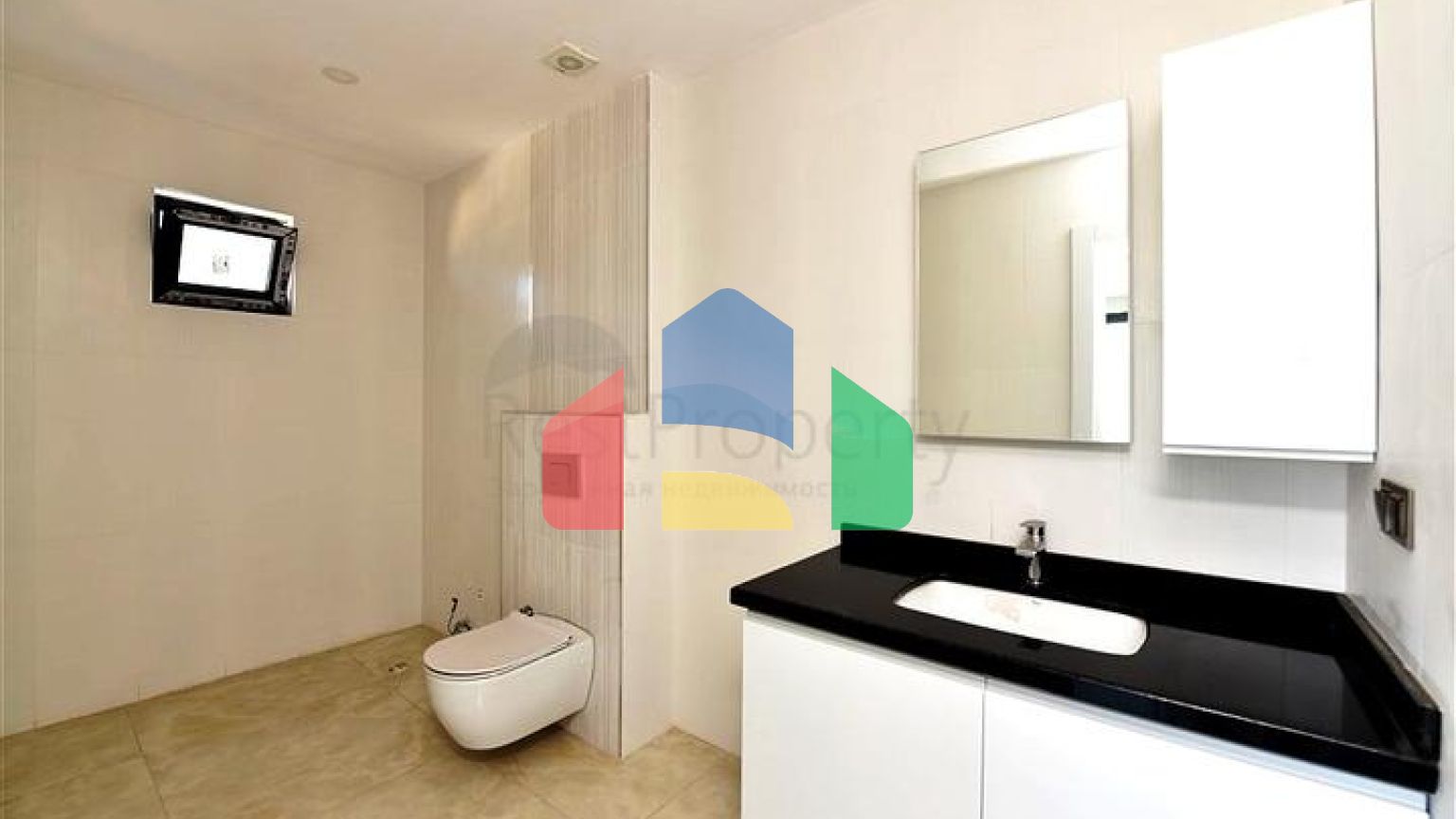 Огромная видовая квартира 3+1 на первой береговой линии