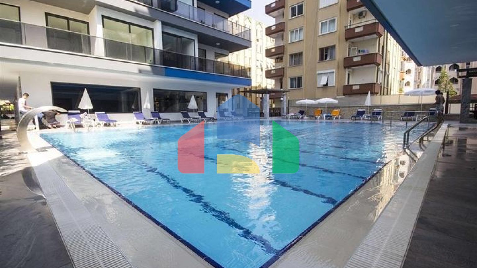 Огромная видовая квартира 3+1 на первой береговой линии