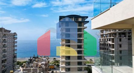 Розкішний проект на першій береговій лінії в Махмутларі