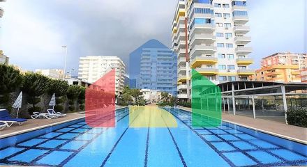 Простора трикімнатна квартира на першій береговій лінії Простора трикімнатна квартира на першій береговій лінії