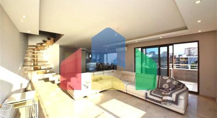 Простора трикімнатна квартира на першій береговій лінії Простора трикімнатна квартира на першій береговій лінії