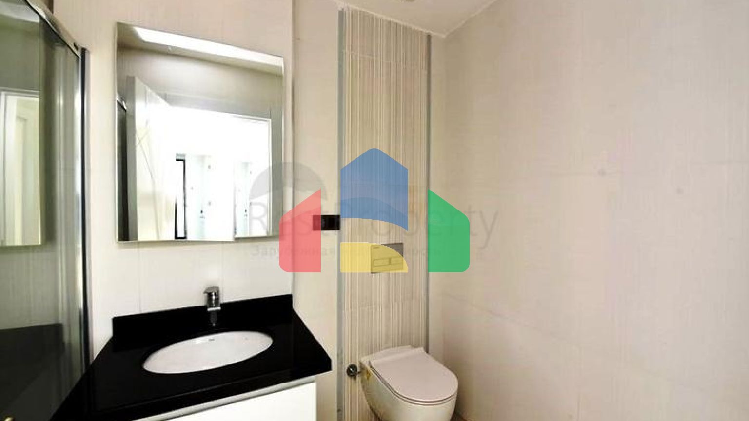 Квартира 2 + 1 з панорамним видом на море в районі Махмутлар