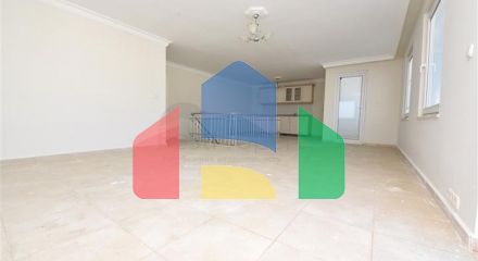 4+1 apartment with separate kitchen in Mahmutlar