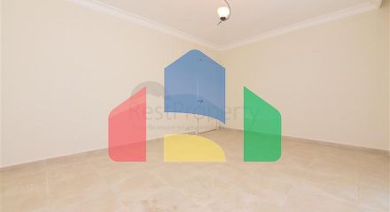 Квартира планировкой 4+1 с отдельной кухней в Махмутларе