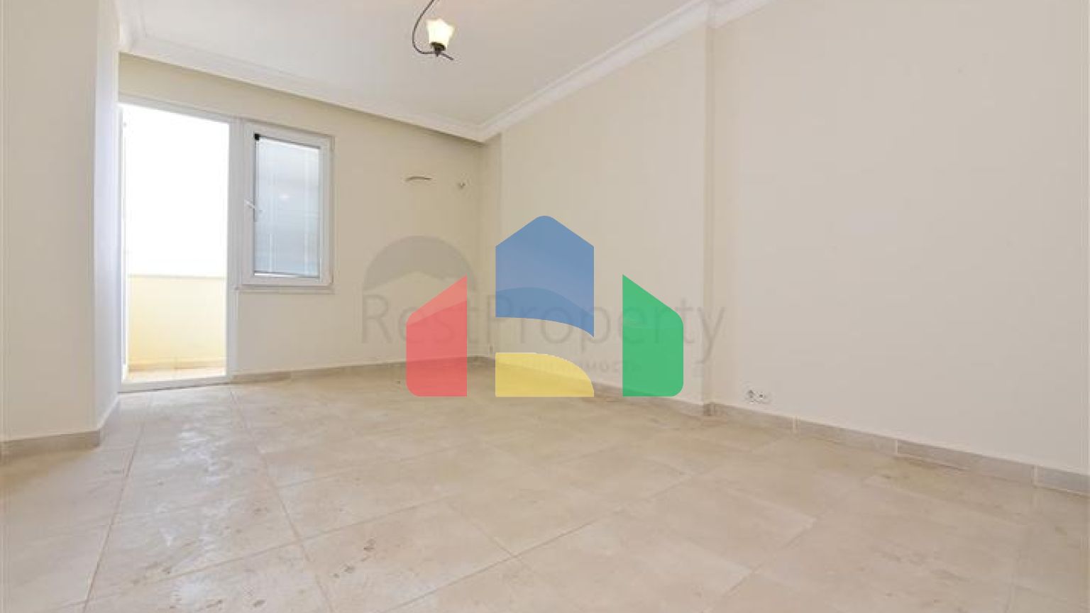 Квартира планировкой 4+1 с отдельной кухней в Махмутларе