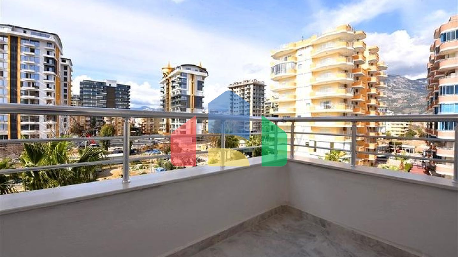 Квартира 3+1 в районе Махмутлар