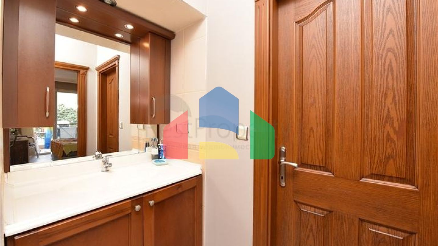 Трикімнатні апартаменти в Махмутларі