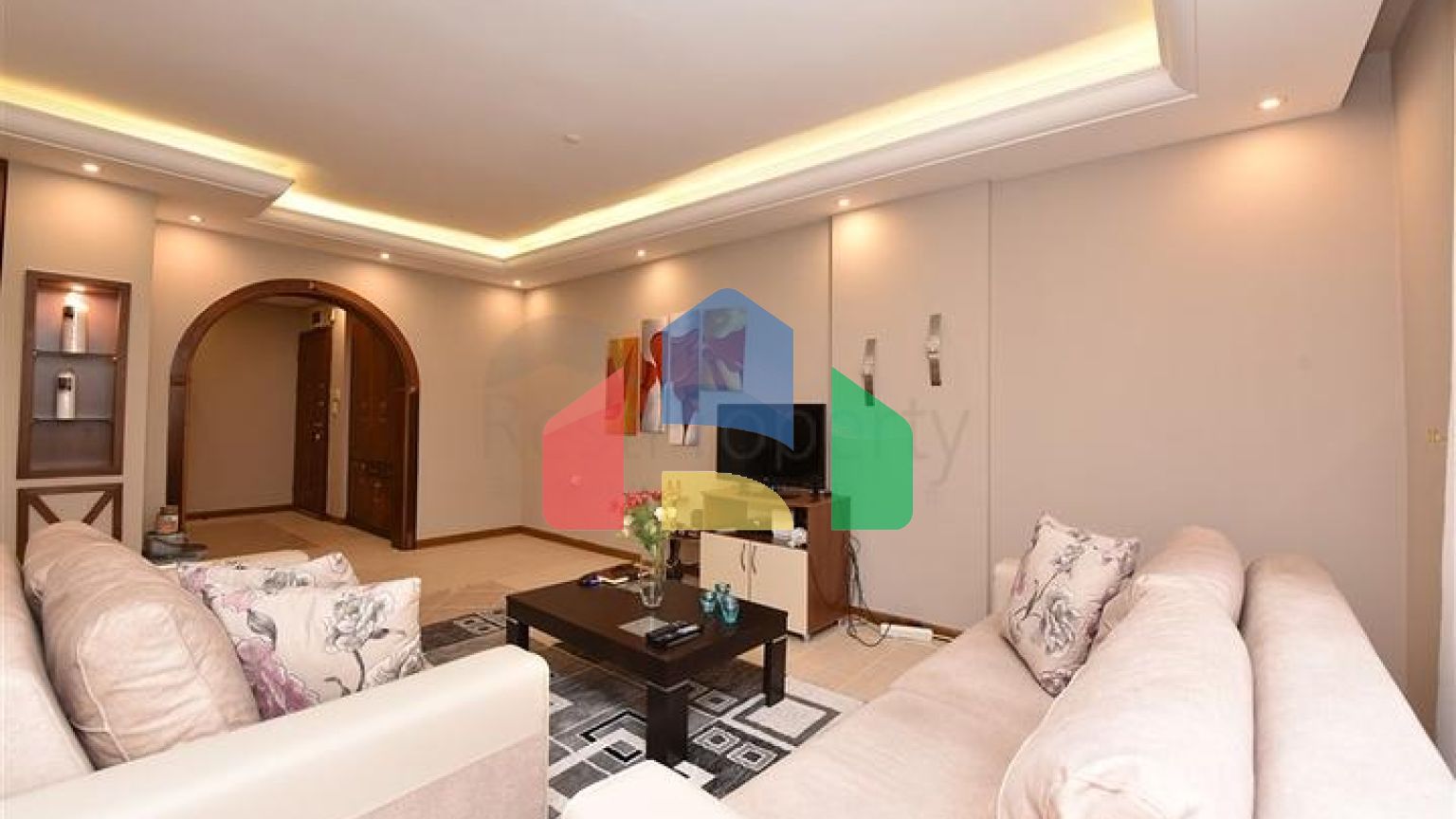 Трикімнатні апартаменти в Махмутларі