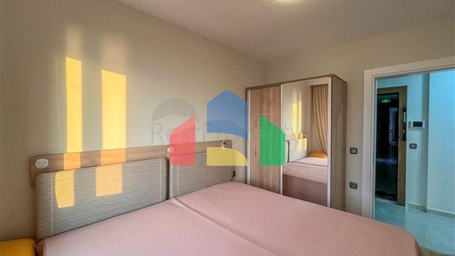 Видовая квартира 2+1 в комплексе на первой линии