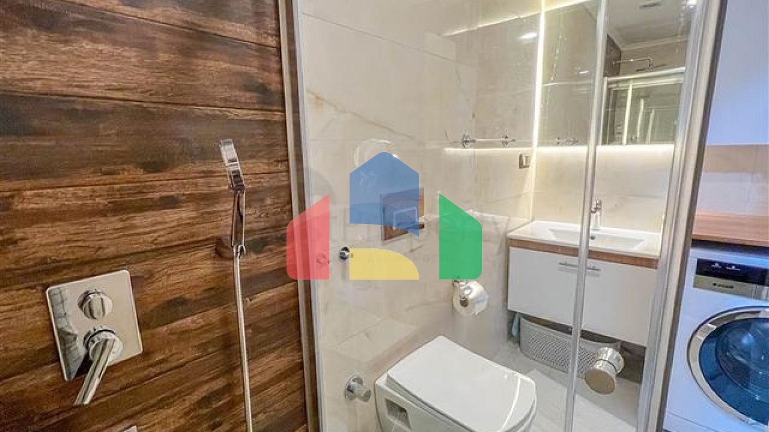 Видовая квартира 2+1 в комплексе на первой линии