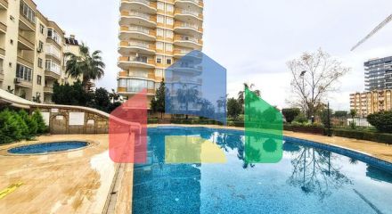 2+1 apartment with sea view in Mahmutlar district