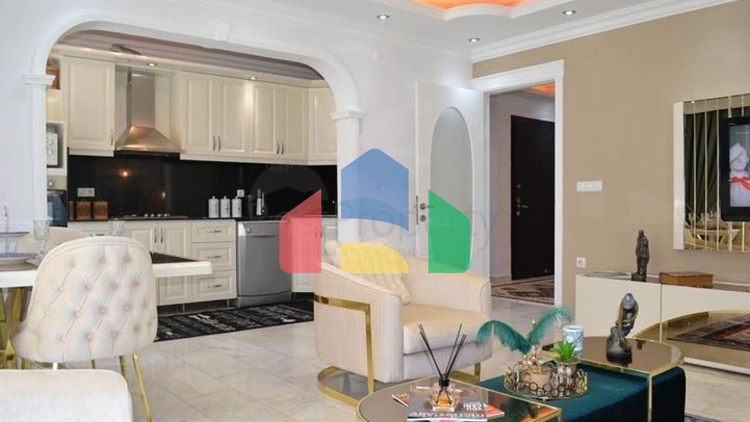 Квартира 2+1 с видом на море в районе Махмутлар