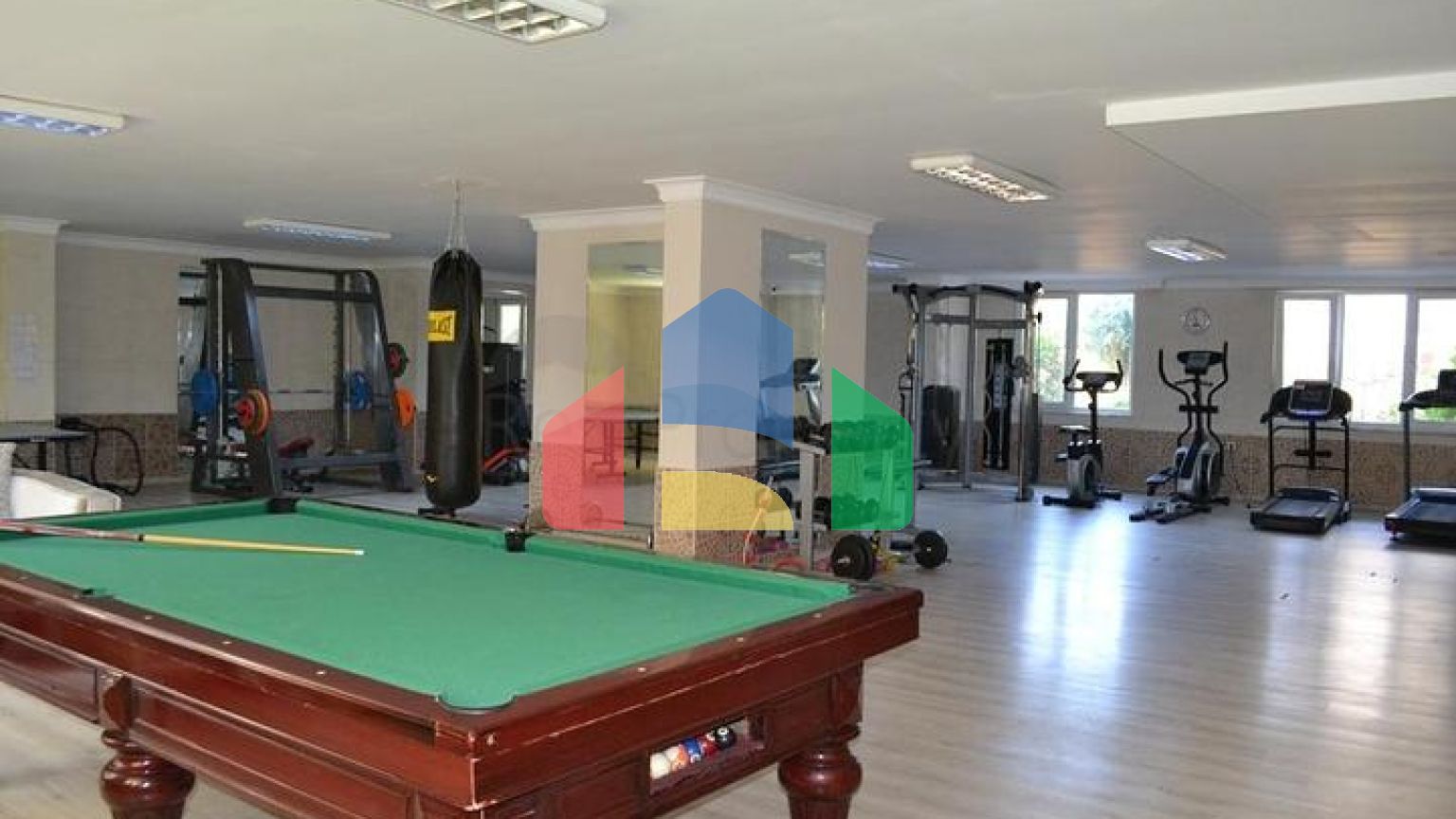 Квартира 2+1 с видом на море в районе Махмутлар