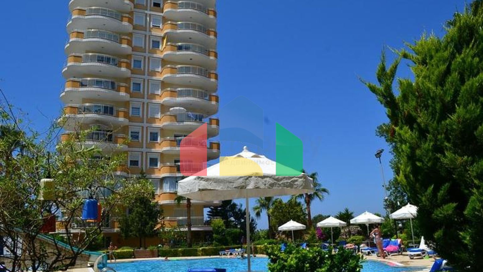 Квартира 2+1 с видом на море в районе Махмутлар