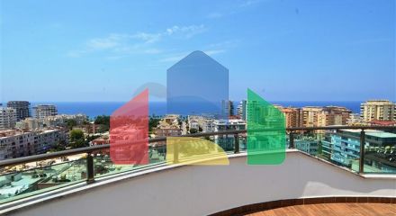 Трехкомнатный пентхаус в районе Махмутлар