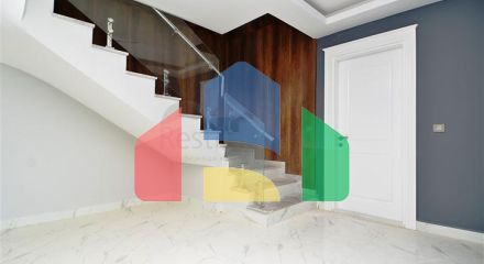 Трехкомнатный пентхаус в районе Махмутлар