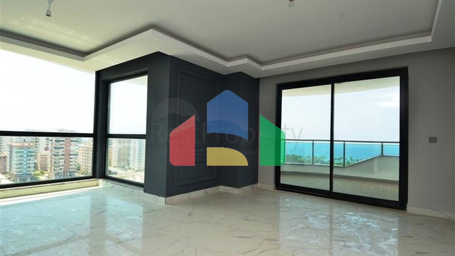 Трехкомнатный пентхаус в районе Махмутлар