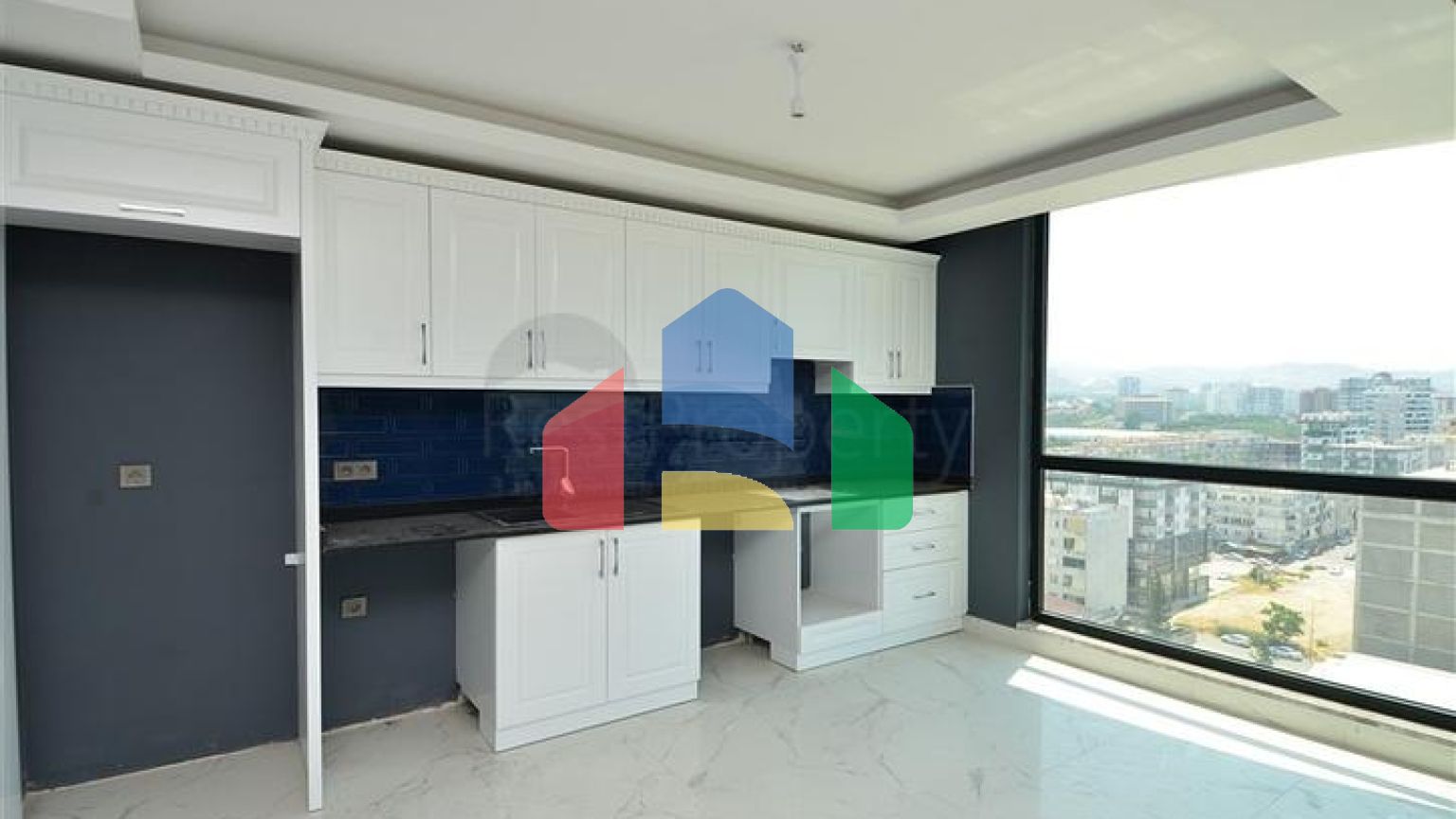 Трехкомнатный пентхаус в районе Махмутлар