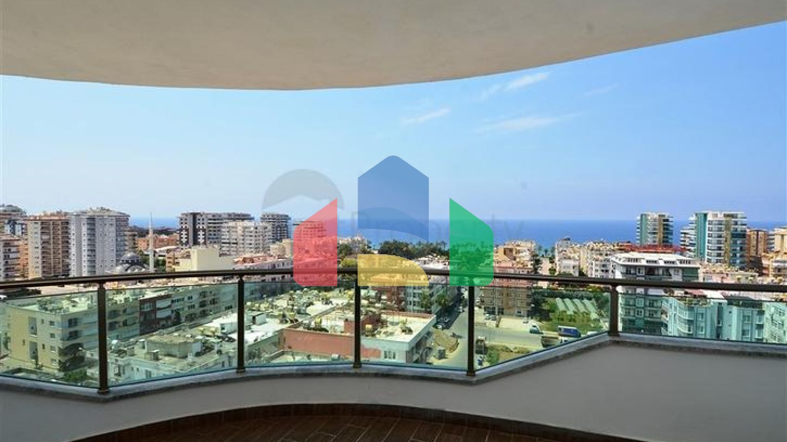 Трехкомнатный пентхаус в районе Махмутлар