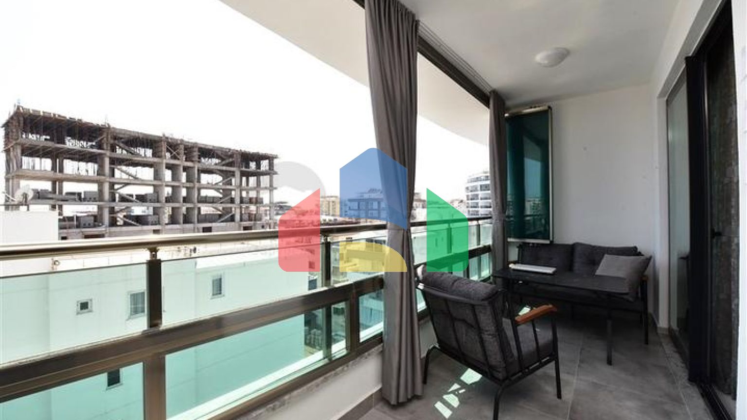 Квартира 1+1 в районе Махмутлар 300 м от моря